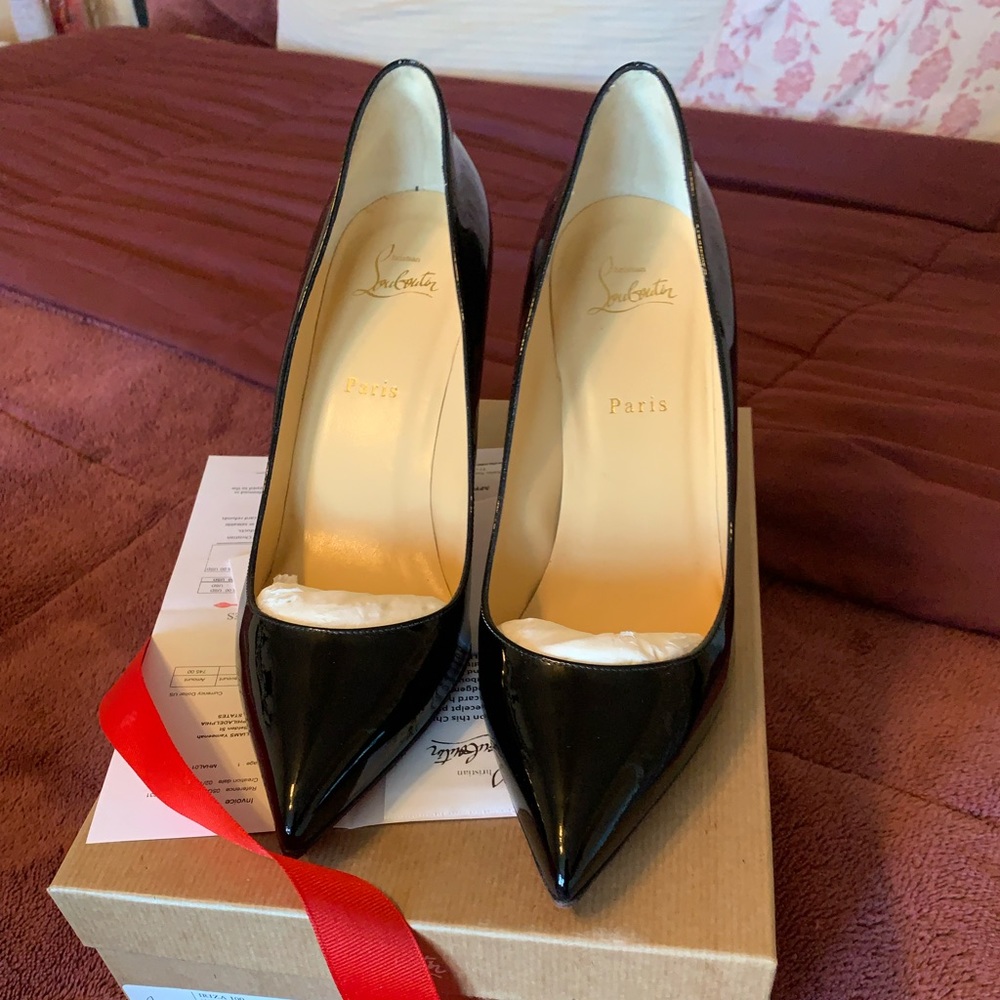 Christian louboutin heel